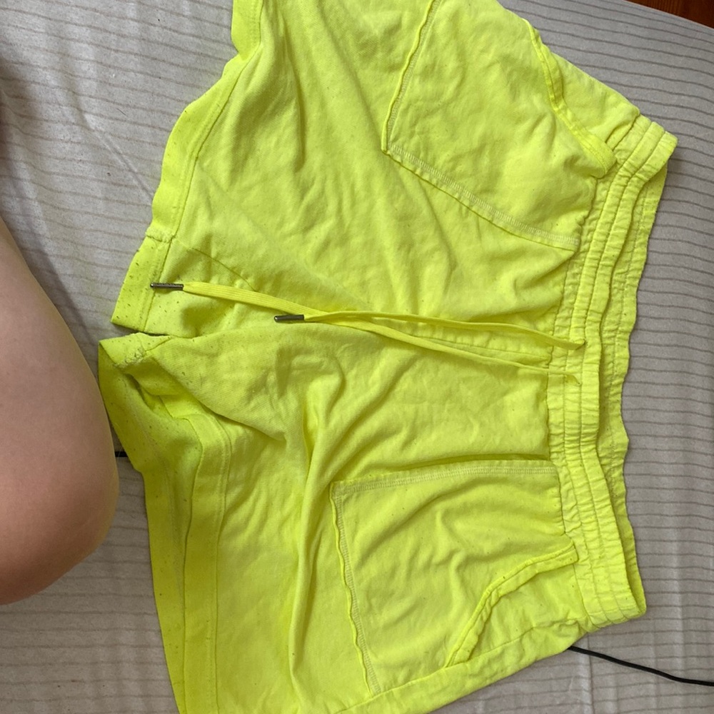 Shorts size 14/16 w
